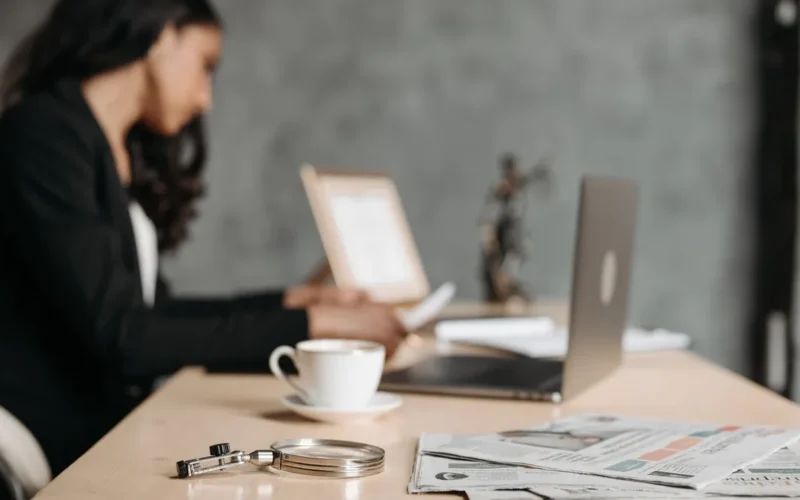 Desk Posture: The Evidence-Based Guide to Protect Your Back