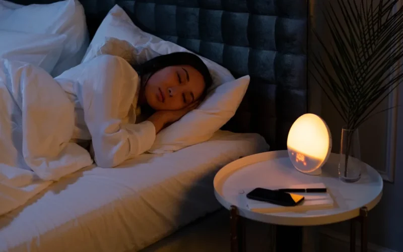 Perimenopause Sleep Changes: What Helps (Evidence-Backed)